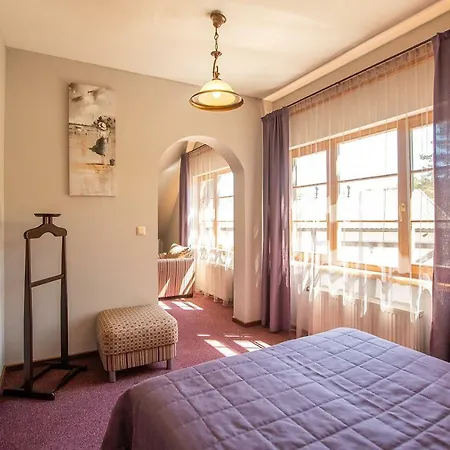 Hotell Dzintarkrasts *
